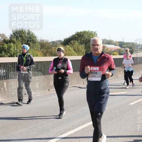 03.10.2025 - Köhlbrandbrückenlauf Yannick Fuchs http://msf.ph/oto/9183098 03.10.2025 11:26:24 Position 3 2, 5281, 5418 meine-sportfotos.de