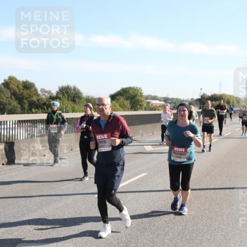 03.10.2025 - Köhlbrandbrückenlauf Yannick Fuchs http://msf.ph/oto/9183105 03.10.2025 11:26:25 Position 3 5281, 5418 meine-sportfotos.de