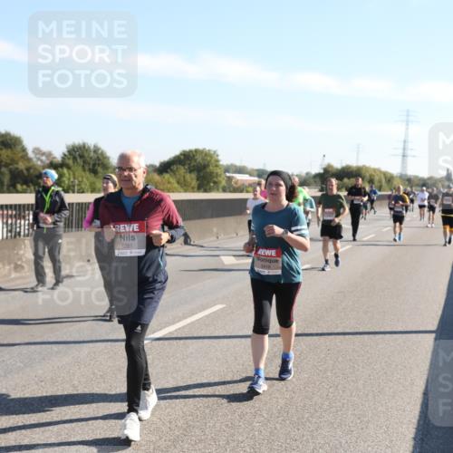 03.10.2025 - Köhlbrandbrückenlauf Yannick Fuchs http://msf.ph/oto/9183107 03.10.2025 11:26:25 Position 3 5281, 5418 meine-sportfotos.de