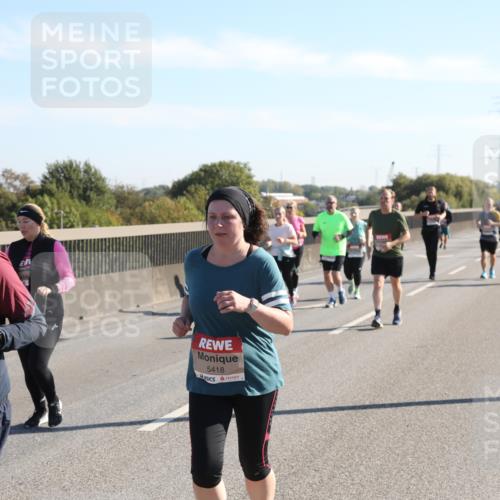 03.10.2025 - Köhlbrandbrückenlauf Yannick Fuchs http://msf.ph/oto/9183111 03.10.2025 11:26:26 Position 3 5281, 5418 meine-sportfotos.de