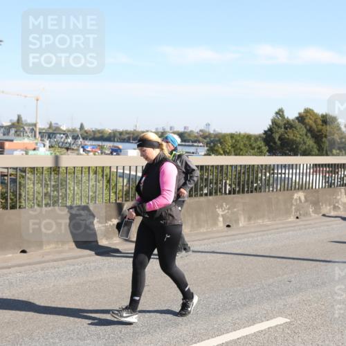 03.10.2025 - Köhlbrandbrückenlauf Yannick Fuchs http://msf.ph/oto/9183120 03.10.2025 11:26:28 Position 3  meine-sportfotos.de