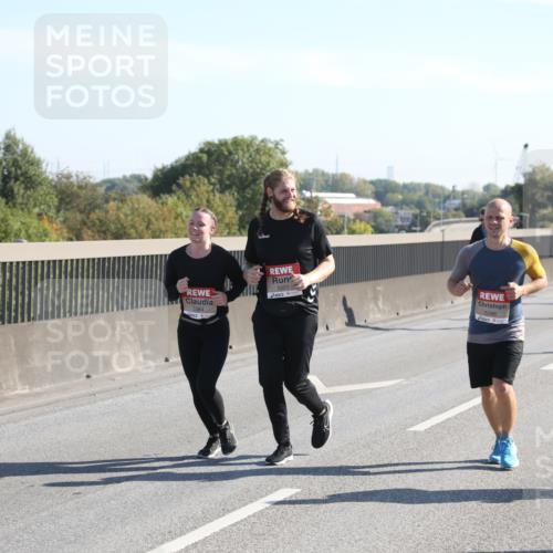 03.10.2025 - Köhlbrandbrückenlauf Yannick Fuchs http://msf.ph/oto/9183147 03.10.2025 11:26:31 Position 3 5201, 5286 meine-sportfotos.de