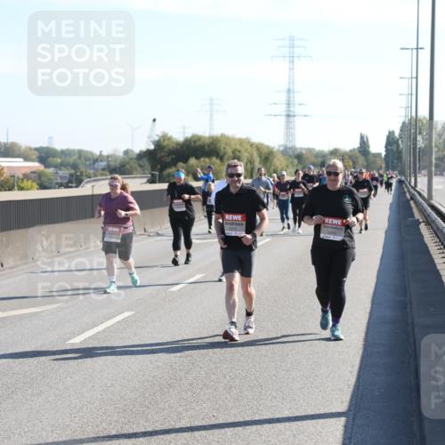 03.10.2025 - Köhlbrandbrückenlauf Yannick Fuchs http://msf.ph/oto/9183185 03.10.2025 11:26:36 Position 3 5376 meine-sportfotos.de