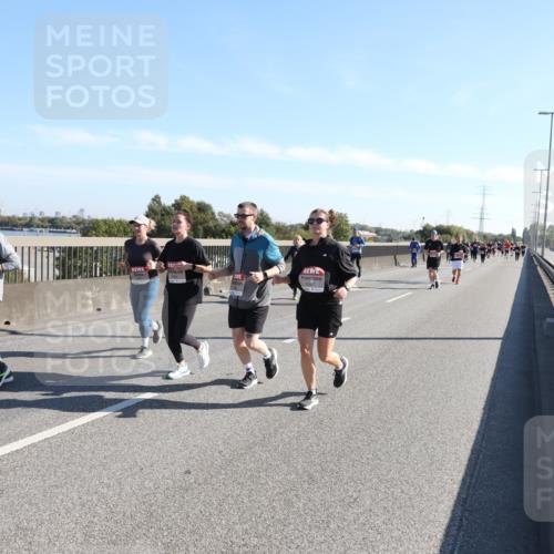03.10.2025 - Köhlbrandbrückenlauf Yannick Fuchs http://msf.ph/oto/9183231 03.10.2025 11:26:50 Position 3  meine-sportfotos.de