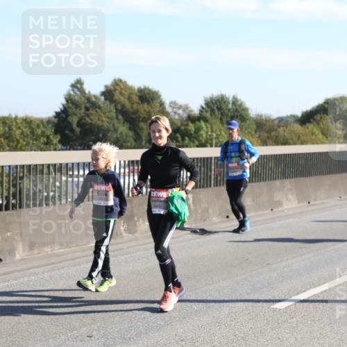 03.10.2025 - Köhlbrandbrückenlauf Yannick Fuchs http://msf.ph/oto/9183236 03.10.2025 11:26:52 Position 3 5905 meine-sportfotos.de