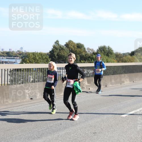 03.10.2025 - Köhlbrandbrückenlauf Yannick Fuchs http://msf.ph/oto/9183237 03.10.2025 11:26:52 Position 3  meine-sportfotos.de