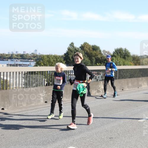 03.10.2025 - Köhlbrandbrückenlauf Yannick Fuchs http://msf.ph/oto/9183238 03.10.2025 11:26:52 Position 3 5905 meine-sportfotos.de