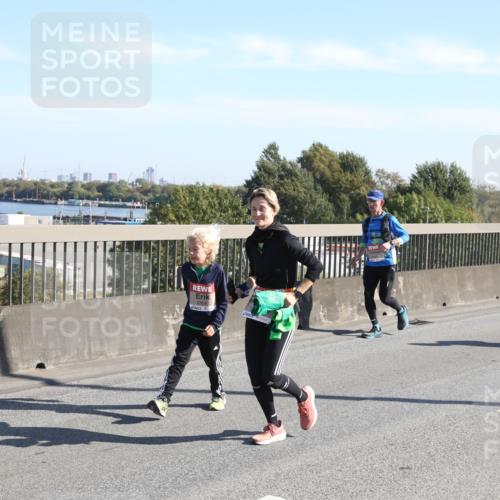 03.10.2025 - Köhlbrandbrückenlauf Yannick Fuchs http://msf.ph/oto/9183239 03.10.2025 11:26:52 Position 3  meine-sportfotos.de