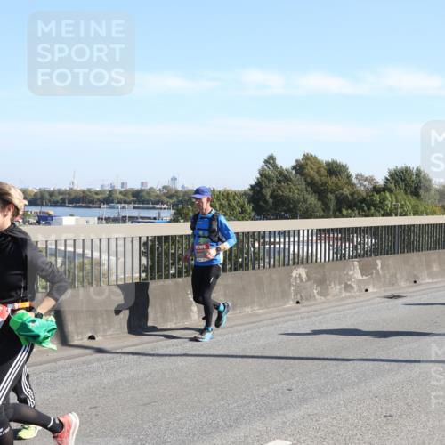 03.10.2025 - Köhlbrandbrückenlauf Yannick Fuchs http://msf.ph/oto/9183245 03.10.2025 11:26:54 Position 3 5905 meine-sportfotos.de