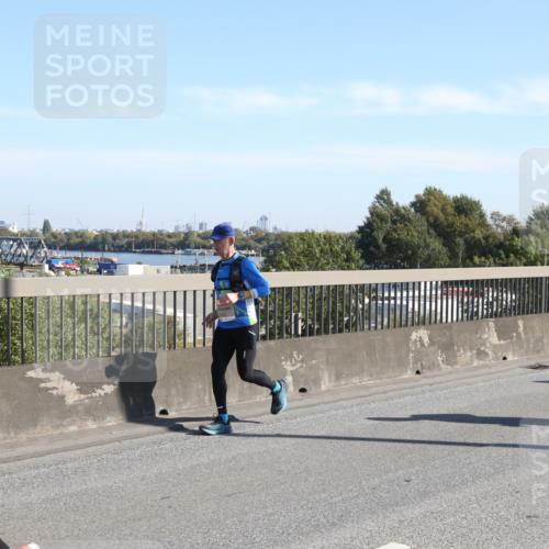 03.10.2025 - Köhlbrandbrückenlauf Yannick Fuchs http://msf.ph/oto/9183247 03.10.2025 11:26:54 Position 3  meine-sportfotos.de