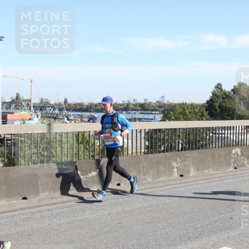 03.10.2025 - Köhlbrandbrückenlauf Yannick Fuchs http://msf.ph/oto/9183249 03.10.2025 11:26:54 Position 3 5904 meine-sportfotos.de