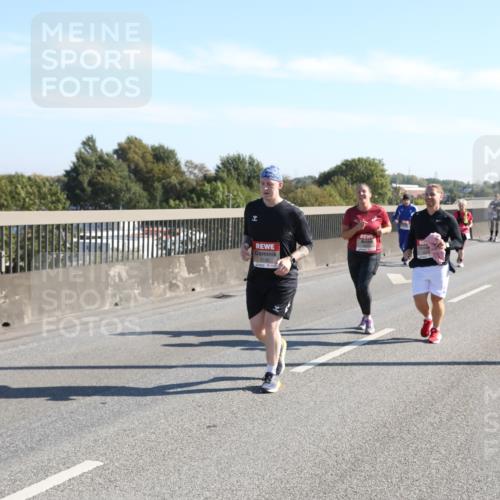 03.10.2025 - Köhlbrandbrückenlauf Yannick Fuchs http://msf.ph/oto/9183253 03.10.2025 11:26:55 Position 3 5136 meine-sportfotos.de