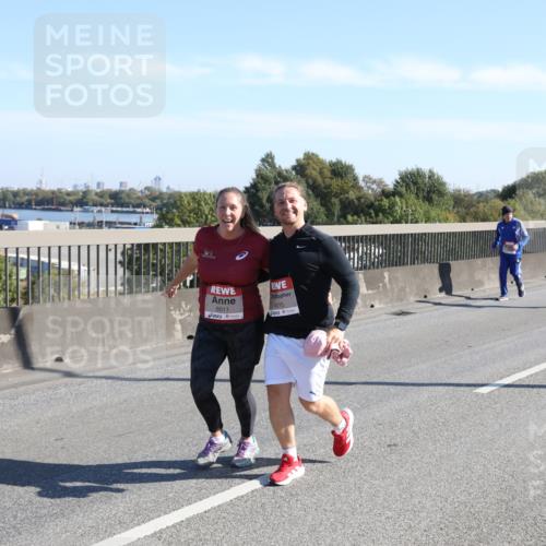 03.10.2025 - Köhlbrandbrückenlauf Yannick Fuchs http://msf.ph/oto/9183263 03.10.2025 11:26:58 Position 3 6011, 6010 meine-sportfotos.de