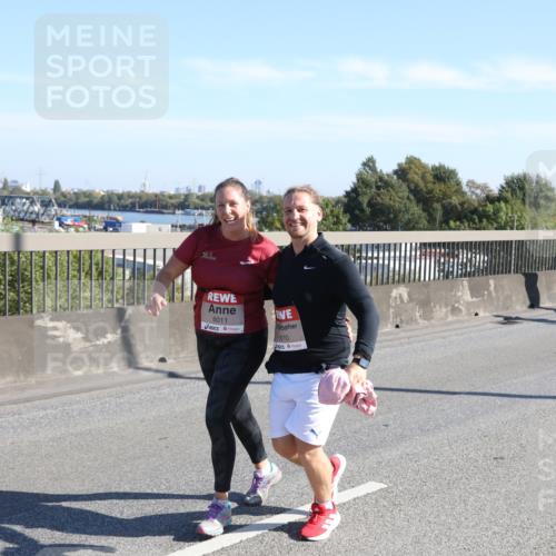 03.10.2025 - Köhlbrandbrückenlauf Yannick Fuchs http://msf.ph/oto/9183266 03.10.2025 11:26:58 Position 3 6011, 6010 meine-sportfotos.de