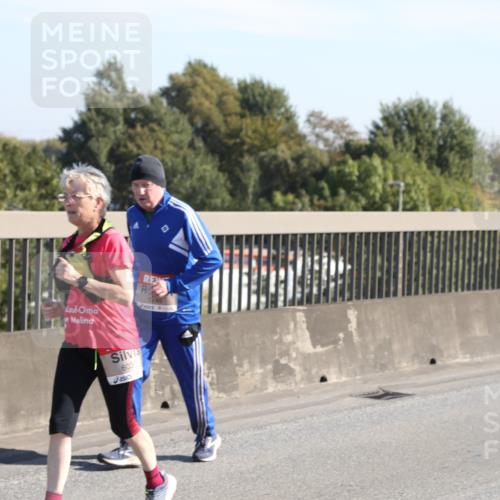 03.10.2025 - Köhlbrandbrückenlauf Yannick Fuchs http://msf.ph/oto/9183278 03.10.2025 11:27:01 Position 3 6030 meine-sportfotos.de