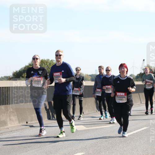 03.10.2025 - Köhlbrandbrückenlauf Yannick Fuchs http://msf.ph/oto/9183285 03.10.2025 11:27:04 Position 3 10, 5554, 5335, 5279 meine-sportfotos.de