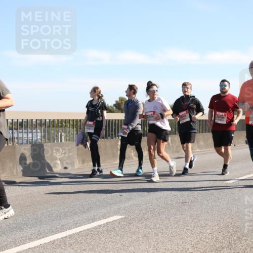 03.10.2025 - Köhlbrandbrückenlauf Yannick Fuchs http://msf.ph/oto/9183323 03.10.2025 11:27:13 Position 3 5564, 4884, 6582, 5223 meine-sportfotos.de