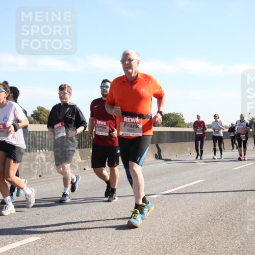 03.10.2025 - Köhlbrandbrückenlauf Yannick Fuchs http://msf.ph/oto/9183326 03.10.2025 11:27:14 Position 3 5223 meine-sportfotos.de