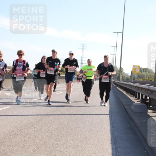 03.10.2025 - Köhlbrandbrückenlauf Yannick Fuchs http://msf.ph/oto/9183342 03.10.2025 11:27:17 Position 3 5445, 6257 meine-sportfotos.de