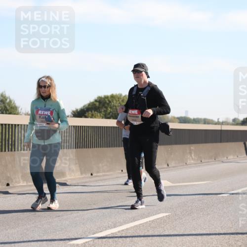 03.10.2025 - Köhlbrandbrückenlauf Yannick Fuchs http://msf.ph/oto/9183357 03.10.2025 11:27:22 Position 3 563, 5636 meine-sportfotos.de