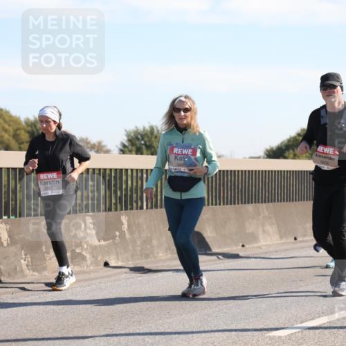 03.10.2025 - Köhlbrandbrückenlauf Yannick Fuchs http://msf.ph/oto/9183359 03.10.2025 11:27:22 Position 3 5600, 5635, 5636 meine-sportfotos.de