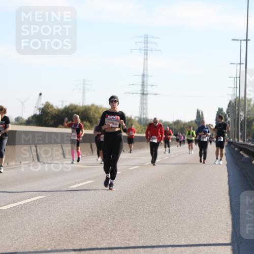 03.10.2025 - Köhlbrandbrückenlauf Yannick Fuchs http://msf.ph/oto/9183378 03.10.2025 11:27:27 Position 3  meine-sportfotos.de