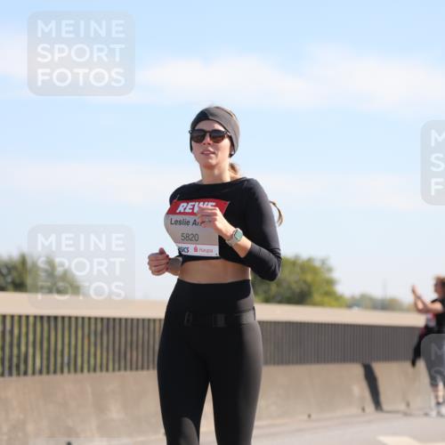 03.10.2025 - Köhlbrandbrückenlauf Yannick Fuchs http://msf.ph/oto/9183383 03.10.2025 11:27:33 Position 3 5820 meine-sportfotos.de