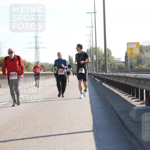 03.10.2025 - Köhlbrandbrückenlauf Yannick Fuchs http://msf.ph/oto/9183394 03.10.2025 11:27:36 Position 3 930 meine-sportfotos.de