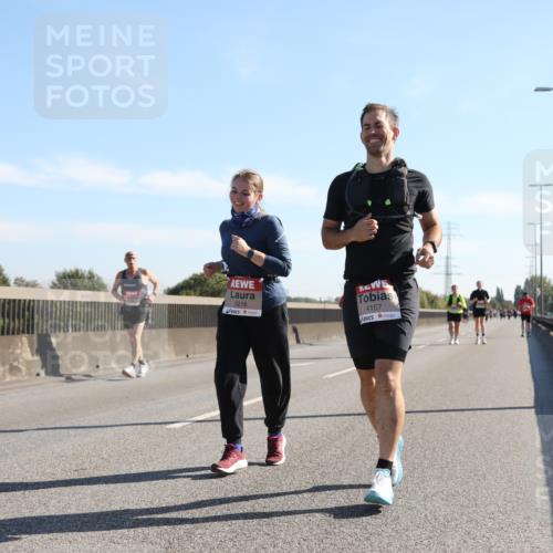 03.10.2025 - Köhlbrandbrückenlauf Yannick Fuchs http://msf.ph/oto/9183409 03.10.2025 11:27:45 Position 3 5216, 4157 meine-sportfotos.de