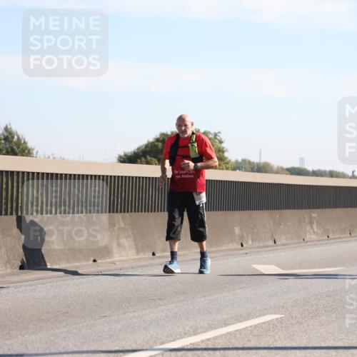 03.10.2025 - Köhlbrandbrückenlauf Yannick Fuchs http://msf.ph/oto/9183418 03.10.2025 11:27:51 Position 3  meine-sportfotos.de