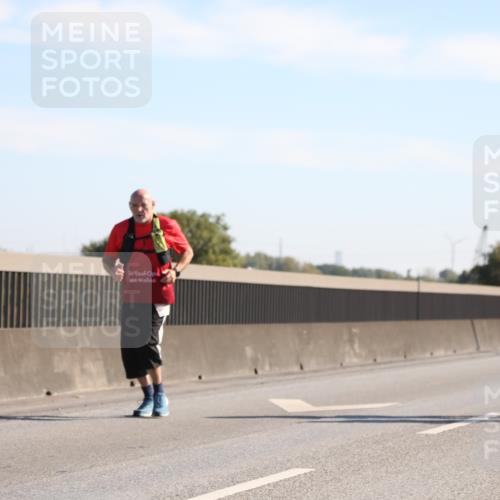 03.10.2025 - Köhlbrandbrückenlauf Yannick Fuchs http://msf.ph/oto/9183420 03.10.2025 11:27:51 Position 3  meine-sportfotos.de