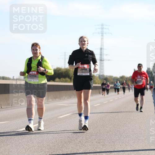 03.10.2025 - Köhlbrandbrückenlauf Yannick Fuchs http://msf.ph/oto/9183421 03.10.2025 11:27:52 Position 3 5232, 5257 meine-sportfotos.de