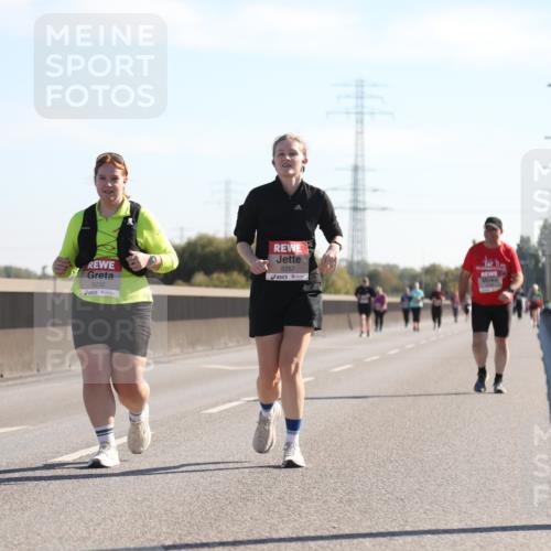 03.10.2025 - Köhlbrandbrückenlauf Yannick Fuchs http://msf.ph/oto/9183422 03.10.2025 11:27:52 Position 3 5232, 5257 meine-sportfotos.de