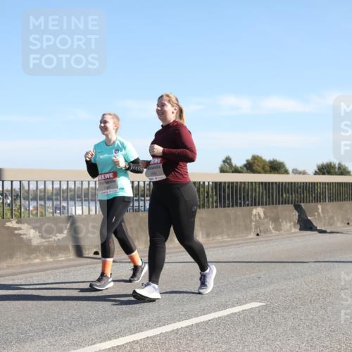 03.10.2025 - Köhlbrandbrückenlauf Yannick Fuchs http://msf.ph/oto/9183454 03.10.2025 11:28:29 Position 3 5499, 5559 meine-sportfotos.de