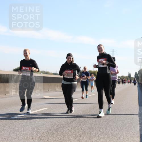 03.10.2025 - Köhlbrandbrückenlauf Yannick Fuchs http://msf.ph/oto/9183473 03.10.2025 11:28:44 Position 3 6247, 5271 meine-sportfotos.de