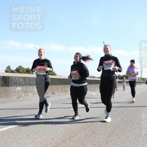 03.10.2025 - Köhlbrandbrückenlauf Yannick Fuchs http://msf.ph/oto/9183475 03.10.2025 11:28:45 Position 3 6247, 5315 meine-sportfotos.de