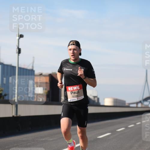 03.10.2025 - Köhlbrandbrückenlauf Yannick Fuchs http://msf.ph/oto/9183576 03.10.2025 11:31:27 Position 3 6099 meine-sportfotos.de