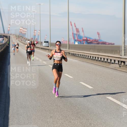 03.10.2025 - Köhlbrandbrückenlauf Yannick Fuchs http://msf.ph/oto/9183644 03.10.2025 11:34:24 Position 3 6740 meine-sportfotos.de