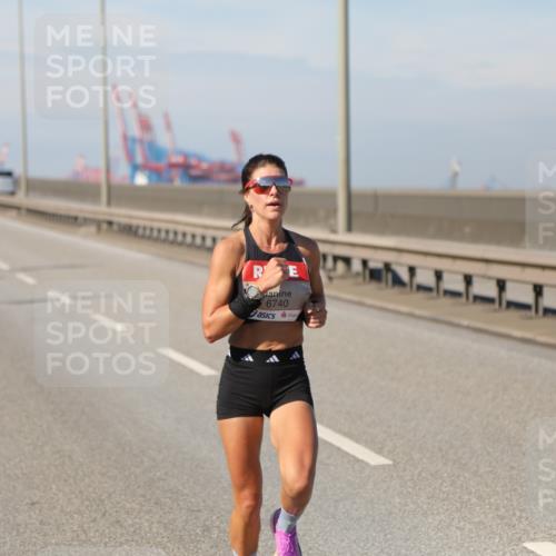 03.10.2025 - Köhlbrandbrückenlauf Yannick Fuchs http://msf.ph/oto/9183653 03.10.2025 11:34:25 Position 3 6740 meine-sportfotos.de