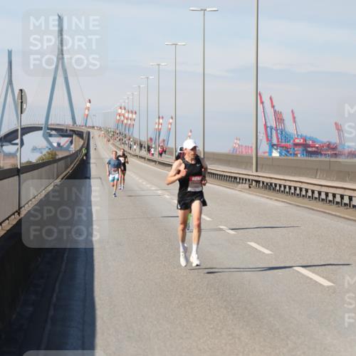 03.10.2025 - Köhlbrandbrückenlauf Yannick Fuchs http://msf.ph/oto/9183658 03.10.2025 11:34:28 Position 3  meine-sportfotos.de