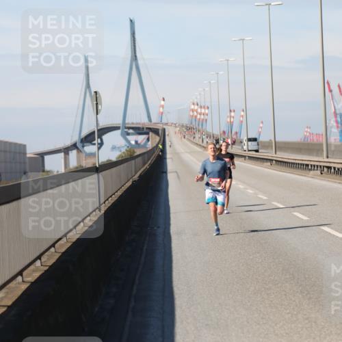03.10.2025 - Köhlbrandbrückenlauf Yannick Fuchs http://msf.ph/oto/9183687 03.10.2025 11:34:34 Position 3  meine-sportfotos.de