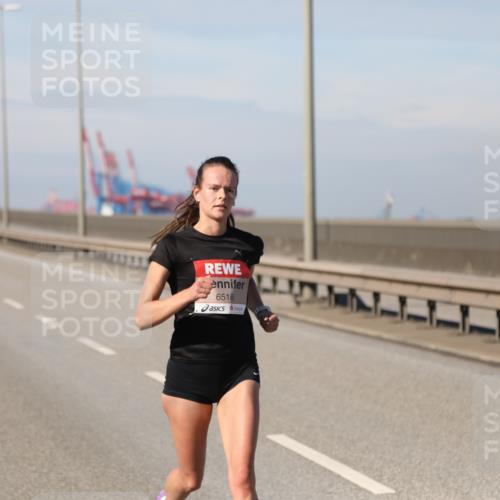 03.10.2025 - Köhlbrandbrückenlauf Yannick Fuchs http://msf.ph/oto/9183706 03.10.2025 11:34:40 Position 3 6516 meine-sportfotos.de