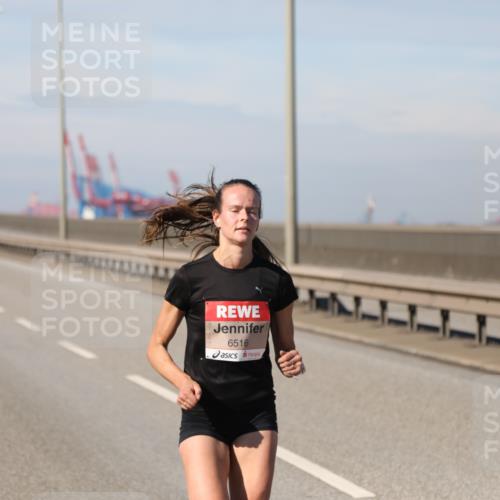 03.10.2025 - Köhlbrandbrückenlauf Yannick Fuchs http://msf.ph/oto/9183707 03.10.2025 11:34:40 Position 3 6516 meine-sportfotos.de