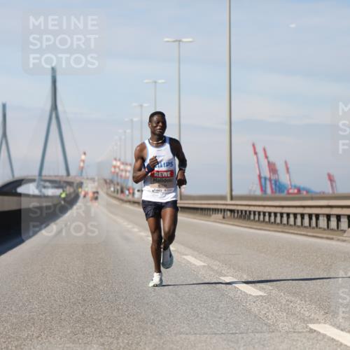 03.10.2025 - Köhlbrandbrückenlauf Yannick Fuchs http://msf.ph/oto/9183719 03.10.2025 11:35:26 Position 3 6359 meine-sportfotos.de