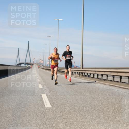 03.10.2025 - Köhlbrandbrückenlauf Yannick Fuchs http://msf.ph/oto/9183743 03.10.2025 11:35:56 Position 3  meine-sportfotos.de