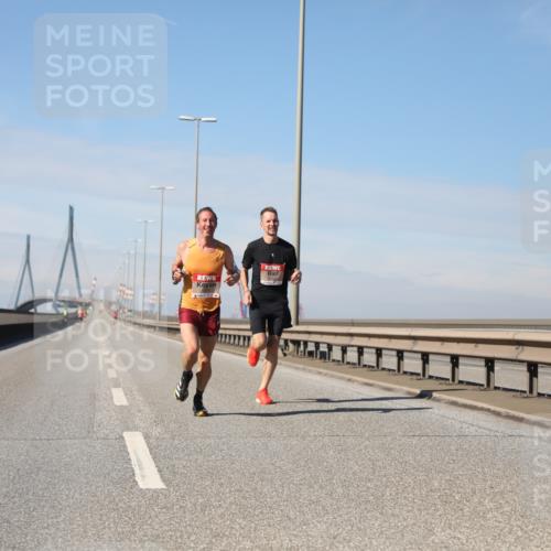 03.10.2025 - Köhlbrandbrückenlauf Yannick Fuchs http://msf.ph/oto/9183745 03.10.2025 11:35:57 Position 3  meine-sportfotos.de