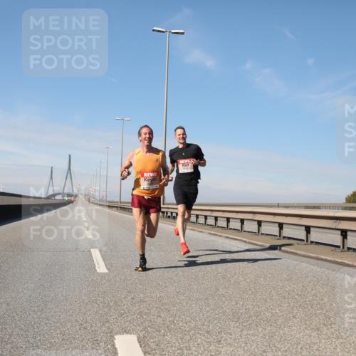 03.10.2025 - Köhlbrandbrückenlauf Yannick Fuchs http://msf.ph/oto/9183748 03.10.2025 11:35:58 Position 3  meine-sportfotos.de