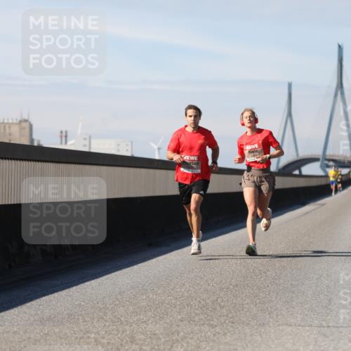 03.10.2025 - Köhlbrandbrückenlauf Yannick Fuchs http://msf.ph/oto/9183776 03.10.2025 11:36:27 Position 3  meine-sportfotos.de