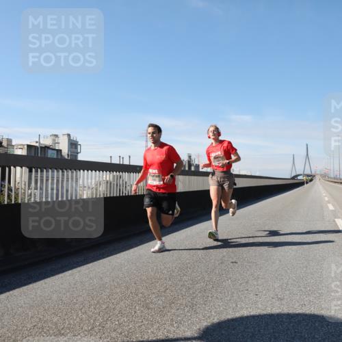 03.10.2025 - Köhlbrandbrückenlauf Yannick Fuchs http://msf.ph/oto/9183779 03.10.2025 11:36:30 Position 3  meine-sportfotos.de