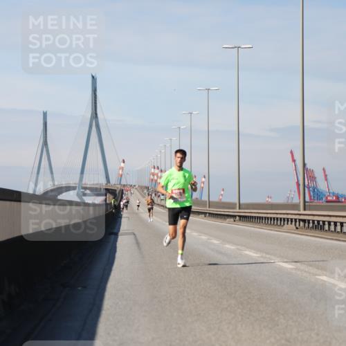 03.10.2025 - Köhlbrandbrückenlauf Yannick Fuchs http://msf.ph/oto/9183809 03.10.2025 11:36:52 Position 3  meine-sportfotos.de